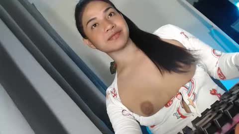 JASMINE online show from April 4, 1:52 pm