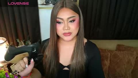 Jasmine Brandy online show from February 3, 5:07 pm