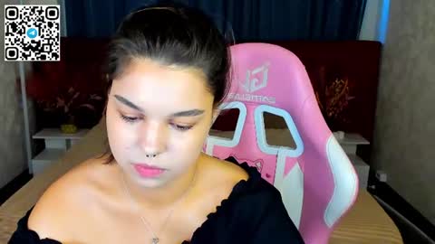 Jasmine Burke online show from July 25, 1:36 am