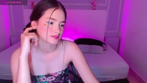 Jazmin online show from March 2, 8:40 pm