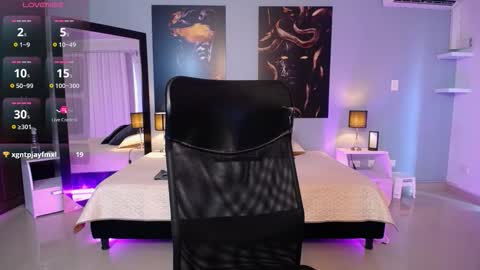 Snapshot of jasminecampbell chatting on October 16, 9:27 pm Instagram jasminecampbell1 online show from October 16, 9:27 pm