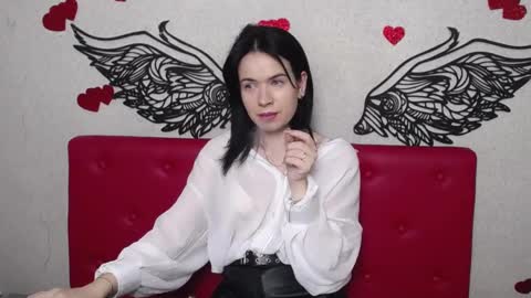 JasmineKouch online show from March 8, 9:40 pm