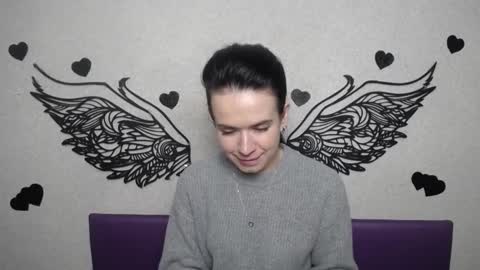 JasmineKouch online show from September 25, 6:00 pm