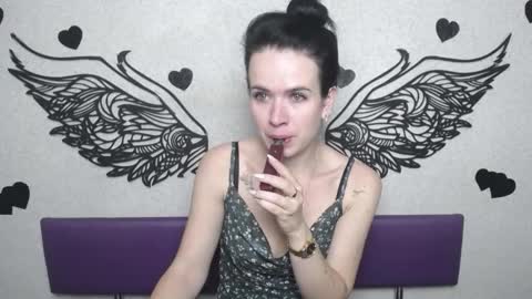 JasmineKouch online show from October 5, 5:11 pm