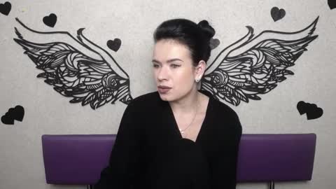 JasmineKouch online show from November 17, 7:14 am