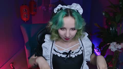 Jasmine online show from December 17, 11:17 am