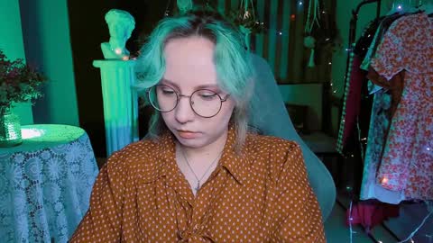 Jasmine online show from December 28, 5:12 am
