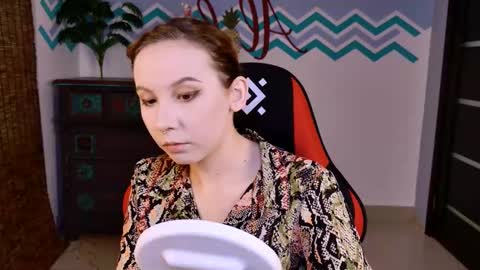 Jasmine online show from October 21, 5:19 am