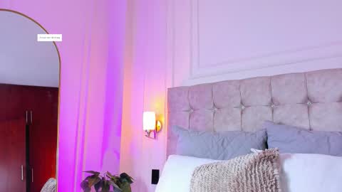 jasmine online show from March 15, 1:06 pm