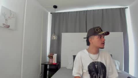 Snapshot of jason_23__ chatting on March 14, 7:08 pm Jason Briian online show from March 14, 7:08 pm