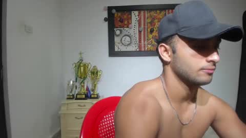 Snapshot of jason_risto chatting on December 13, 6:10 am jason_risto online show from December 13, 6:10 am