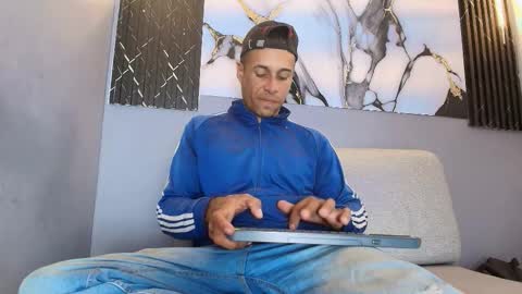 Snapshot of jason_tomas chatting on March 13, 7:53 pm Jason online show from March 13, 7:53 pm