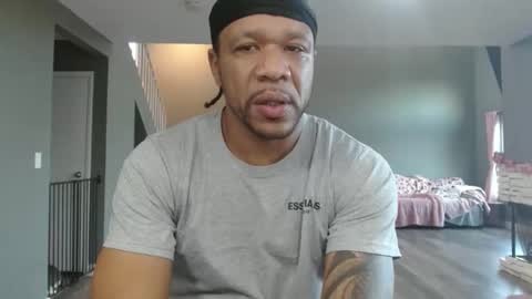 Snapshot of jasonsweets chatting on March 25, 1:22 am Jason Sweets online show from March 25, 1:22 am