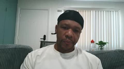Snapshot of jasonsweets chatting on April 23, 9:39 pm Jason Sweets online show from April 23, 9:39 pm