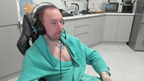 jasonwaker online show from April 11, 9:19 pm