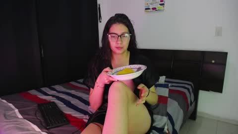 jaspeer__ online show from October 15, 1:33 pm