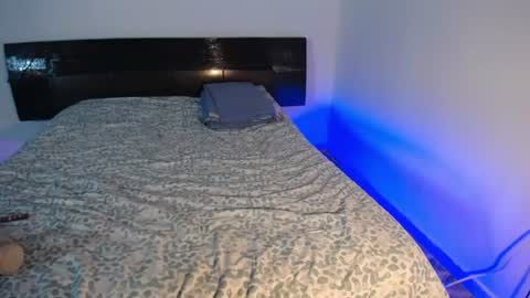 jaspeer__ online show from July 14, 8:03 pm