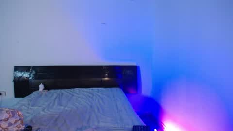 jaspeer__ online show from July 23, 6:06 pm