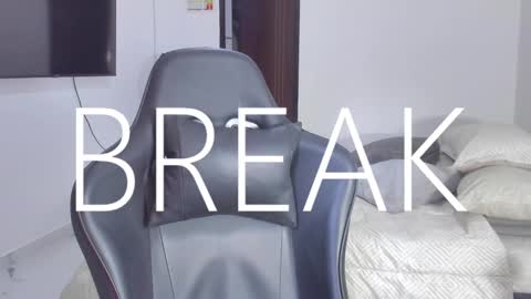 JBrooksXx online show from January 10, 8:04 pm