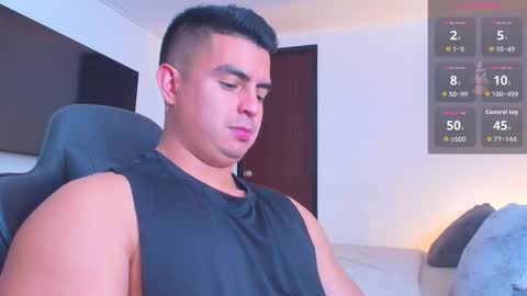 JBrooksXx online show from February 27, 4:29 pm