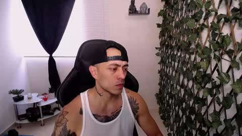 JKing  online show from February 17, 3:19 pm