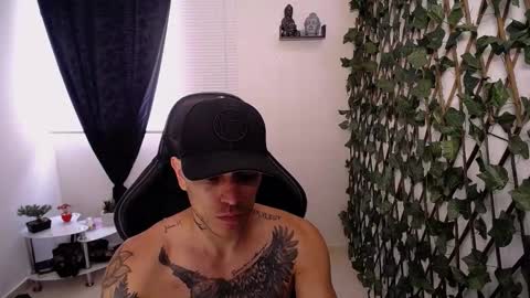 JKing  online show from February 18, 4:25 pm