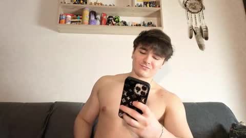 Snapshot of jastinpet chatting on October 1, 9:32 pm jastinpet online show from October 1, 9:32 pm