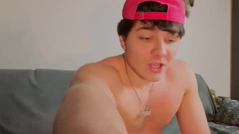 Snapshot of jastinpet chatting on November 16, 6:24 pm jastinpet online show from November 16, 6:24 pm