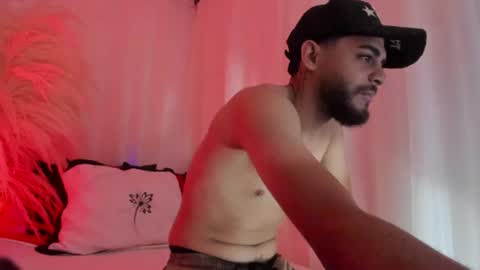 javier_exotic online show from July 31, 12:26 pm