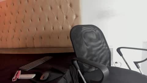 jax_maliq online show from September 15, 2:55 am