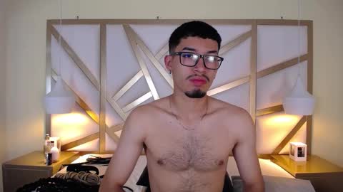 Snapshot of jaxon_carter chatting on October 5, 8:29 pm jaxon_carter online show from October 5, 8:29 pm