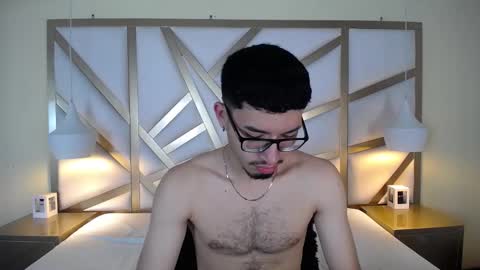 Snapshot of jaxon_carter chatting on October 25, 9:53 pm jaxon_carter online show from October 25, 9:53 pm