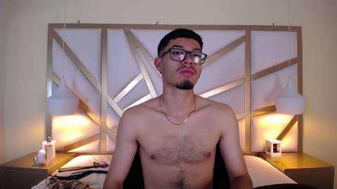 Snapshot of jaxon_carter chatting on November 1, 9:50 pm jaxon_carter online show from November 1, 9:50 pm