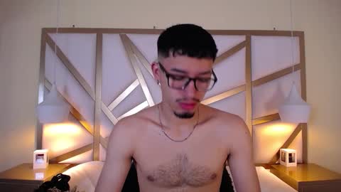 Snapshot of jaxon_carter chatting on November 25, 9:15 pm jaxon_carter online show from November 25, 9:15 pm