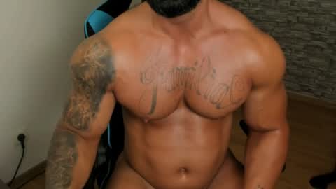 JaxonHunk online show from June 3, 3:50 pm