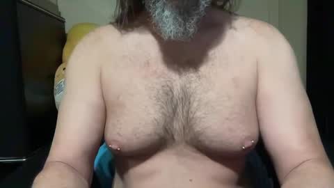 Snapshot of jaxsontuber chatting on October 15, 10:59 am Jaxson online show from October 15, 10:59 am