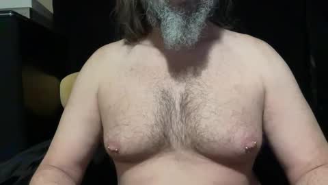 Snapshot of jaxsontuber chatting on December 1, 10:42 am Jaxson online show from December 1, 10:42 am