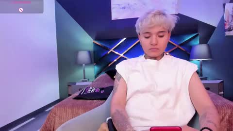 Snapshot of jaxwolf_ chatting on March 5, 4:19 am JAX online show from March 5, 4:19 am