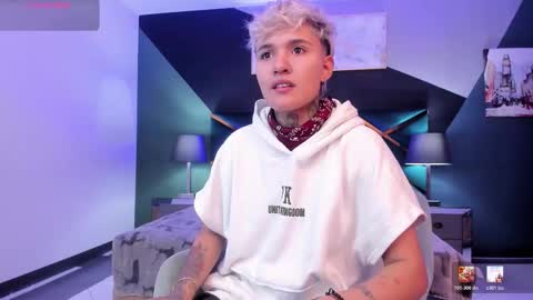 Snapshot of jaxwolf_ chatting on March 8, 3:54 am JAX online show from March 8, 3:54 am