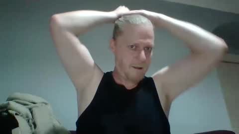 jaxx7777 online show from December 31, 2:40 am