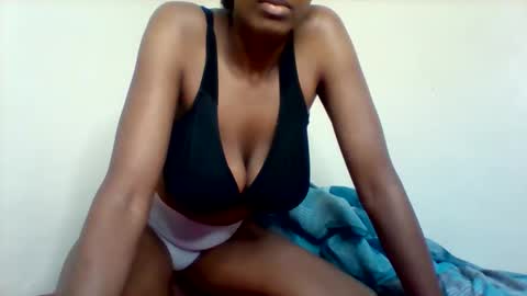Snapshot of jay_amis chatting on May 10, 8:41 am jay_amis online show from May 10, 8:41 am