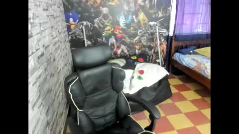 JAY ORANGE online show from March 7, 5:32 pm