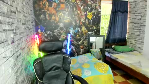 Snapshot of jay_orange chatting on June 15, 7:49 pm JAY ORANGE online show from June 15, 7:49 pm