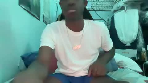 Snapshot of jay_secxret chatting on May 12, 6:32 am Jay Secxret online show from May 12, 6:32 am