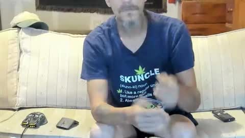 Snapshot of jay_short7863 chatting on May 6, 2:44 pm O F jay short786 online show from May 6, 2:44 pm