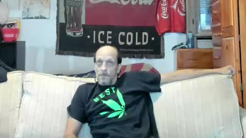 Snapshot of jay_short7863 chatting on May 23, 5:17 pm O F jay short786 online show from May 23, 5:17 pm