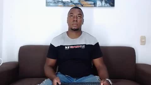 Snapshot of jay_smit chatting on April 7, 2:01 am jay smit online show from April 7, 2:01 am