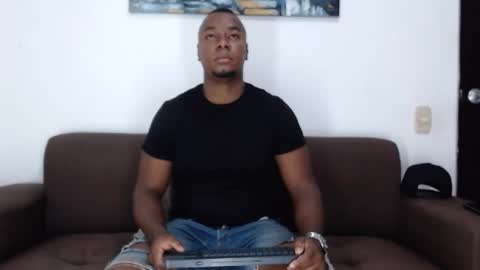 Snapshot of jay_smit chatting on April 14, 9:26 am jay smit online show from April 14, 9:26 am