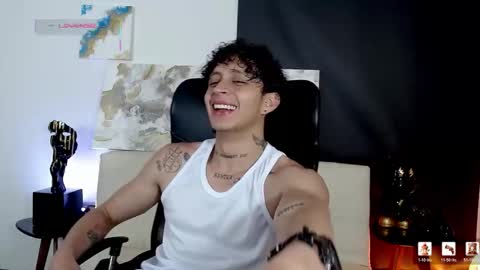 jay_taylor1_ online show from March 29, 2:33 am