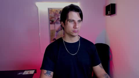 Snapshot of jayalvarrez_ chatting on November 29, 8:34 pm Jay Alvarrez online show from November 29, 8:34 pm